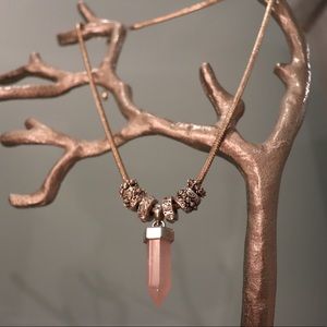 Crystal necklace with beads